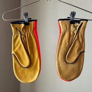 Vintage Leather Hunting Mitts